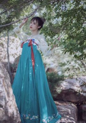 黑帮大佬和我的365日在线观看